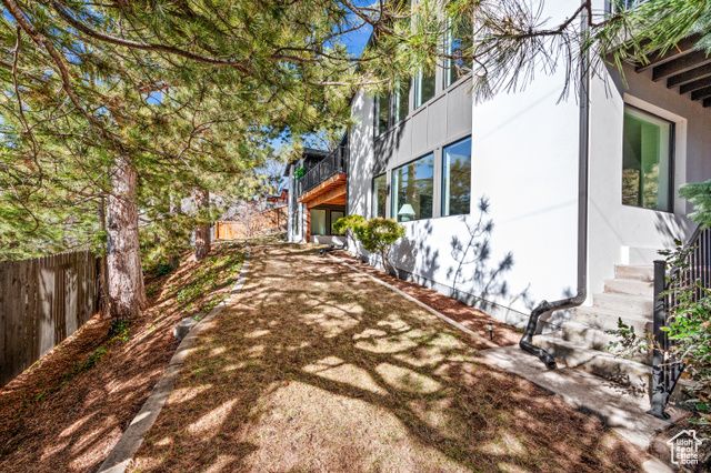 2651 E HIAWATHA CIR, Salt Lake City, UT 84108
