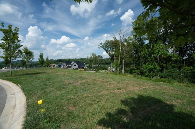 8757 Weller Ln, College Grove, TN 37046