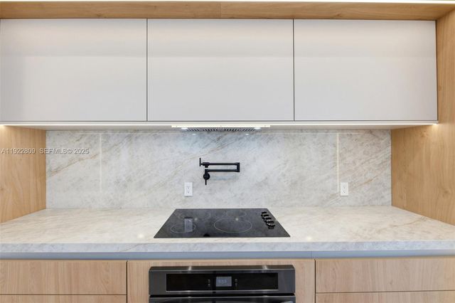 3111 SW 12th St A, Miami, FL 33135