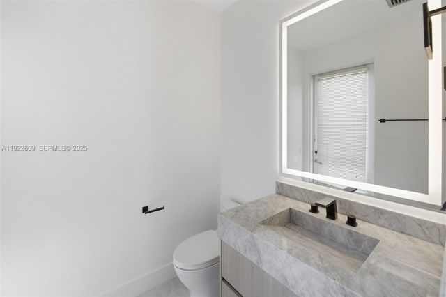 3111 SW 12th St A, Miami, FL 33135