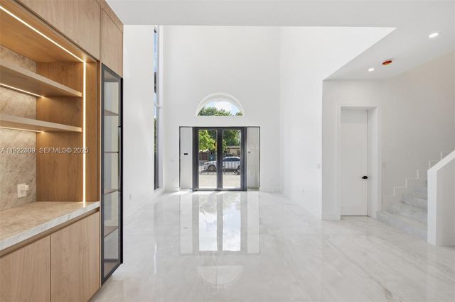 3111 SW 12th St A, Miami, FL 33135