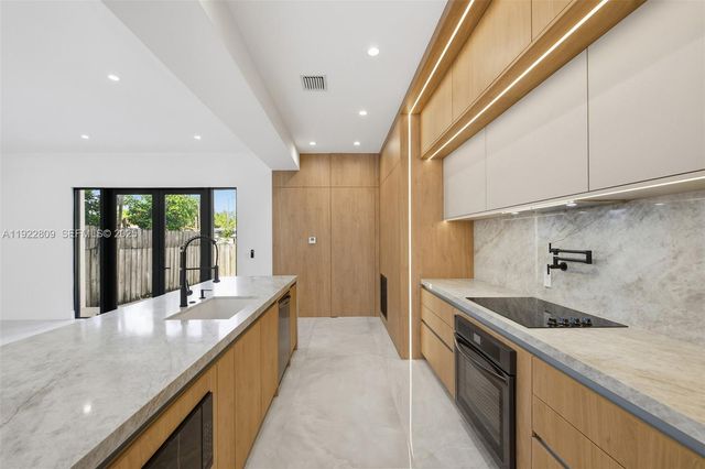 3111 SW 12th St A, Miami, FL 33135