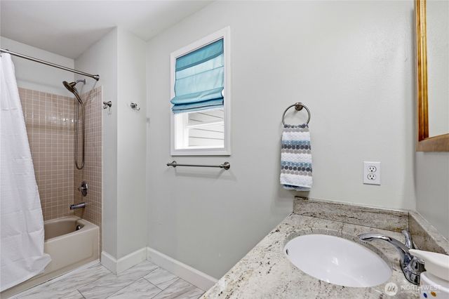 4881 NW Chad Court, Silverdale, WA 98383
