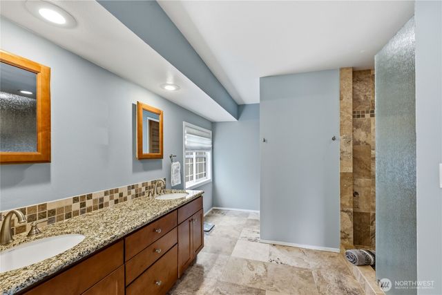 4881 NW Chad Court, Silverdale, WA 98383