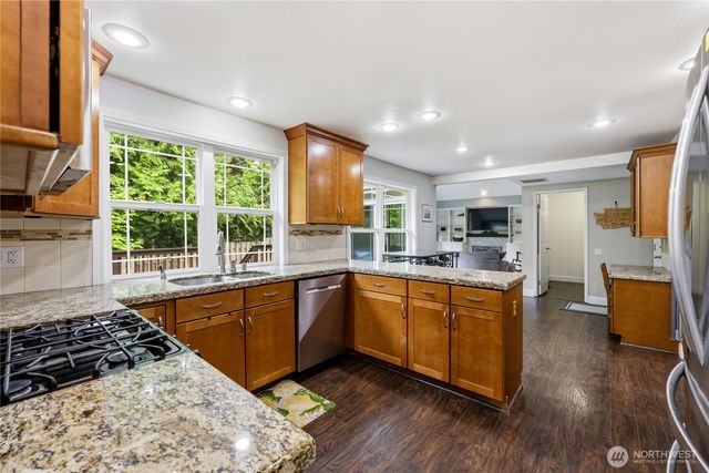 4881 NW Chad Court, Silverdale, WA 98383