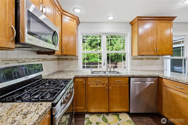 4881 NW Chad Court, Silverdale, WA 98383