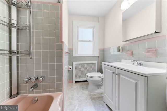 3202 MARSHALL RD, Drexel Hill, PA 19026