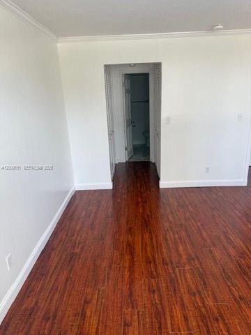1901 S Ocean Drive 207, Hollywood, FL 33019