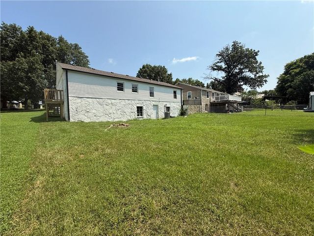 503 Hickory Street, Richmond, MO 64085