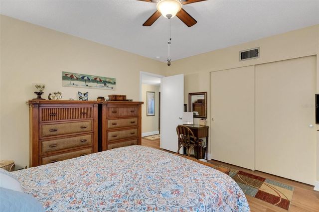 2416 WORLD PARKWAY BOULEVARD 8, Clearwater, FL 33763