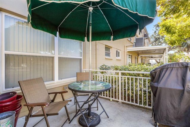 2416 WORLD PARKWAY BOULEVARD 8, Clearwater, FL 33763