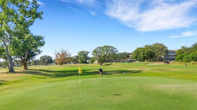 2416 WORLD PARKWAY BOULEVARD 8, Clearwater, FL 33763