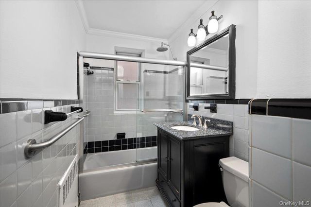 20 Keogh Lane 1b, New Rochelle, NY 10805