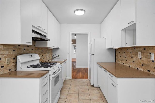 20 Keogh Lane 1b, New Rochelle, NY 10805