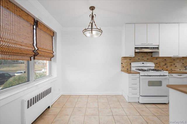 20 Keogh Lane 1b, New Rochelle, NY 10805