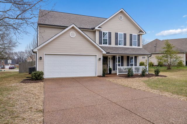 2018 Trenton Dr, Spring Hill, TN 37174