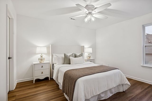 2018 Trenton Dr, Spring Hill, TN 37174