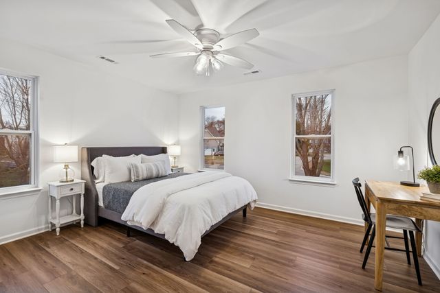 2018 Trenton Dr, Spring Hill, TN 37174