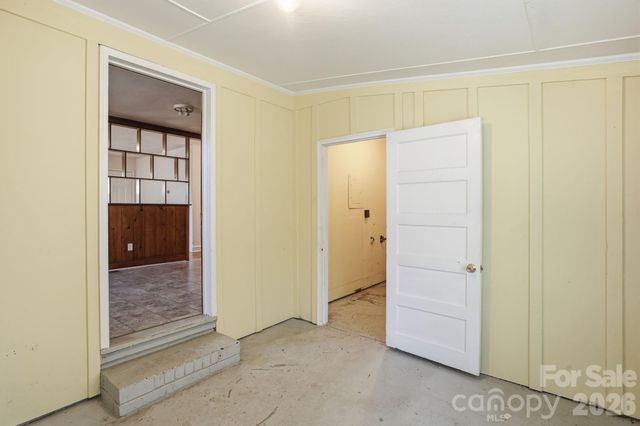 4325 Knollcrest Drive, Charlotte, NC 28208