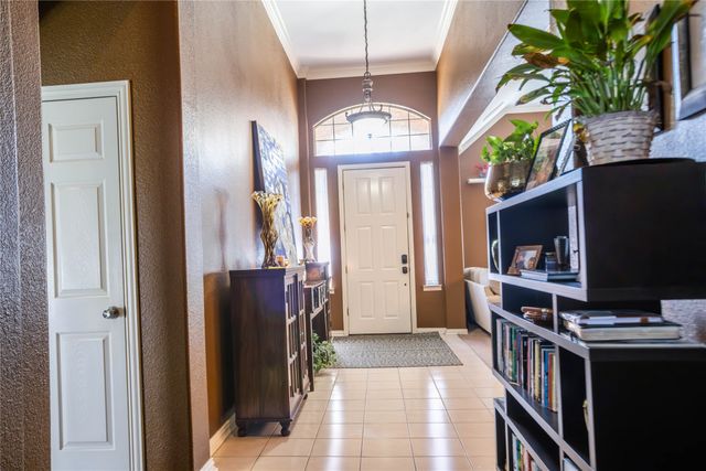 2405 Pine Hollow Court, Arlington, TX 76006