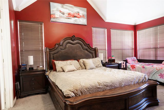 2405 Pine Hollow Court, Arlington, TX 76006