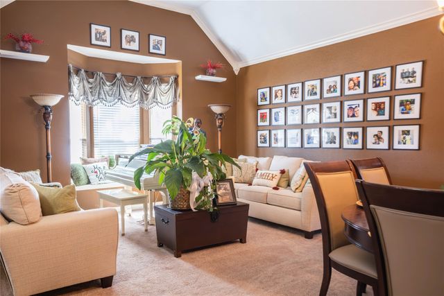 2405 Pine Hollow Court, Arlington, TX 76006