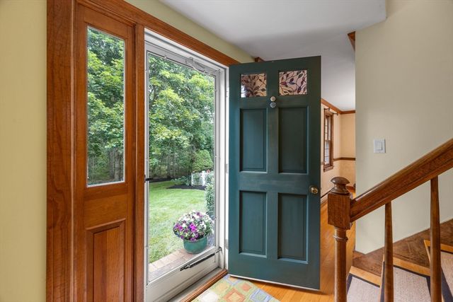 88 Acre Hill Rd, Barnstable, MA 02630