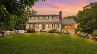 88 Acre Hill Rd, Barnstable, MA 02630