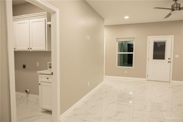 204 N Brooks Circle N, La Feria, TX 78559