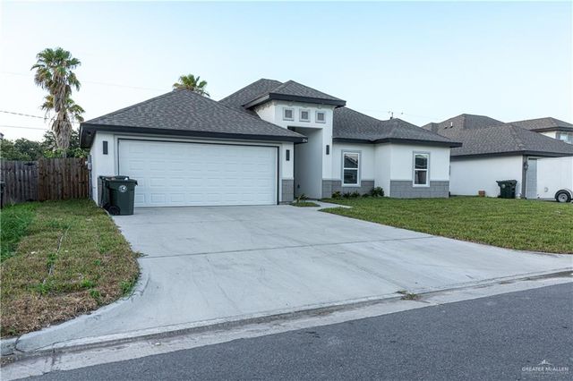 204 N Brooks Circle N, La Feria, TX 78559