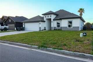 204 N Brooks Circle N, La Feria, TX 78559