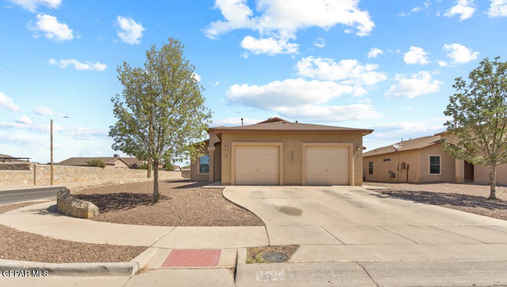 14301 Arthur Ashe Court A & B, El Paso, TX 79938