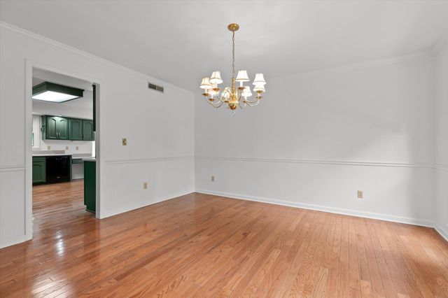 8304 Sugar Mill Lane, Ooltewah, TN 37363