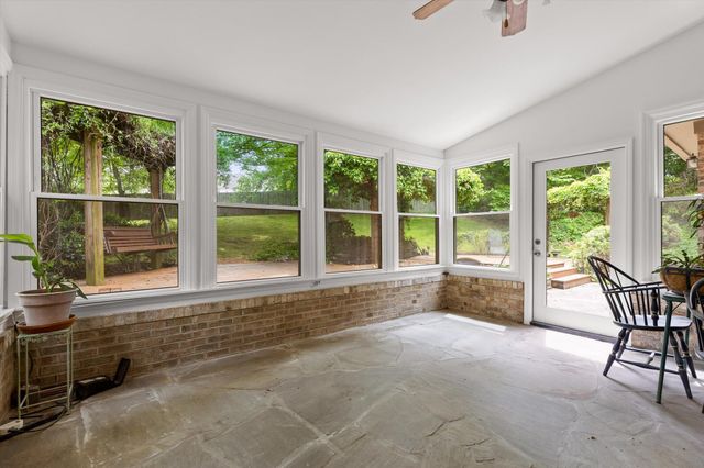 8304 Sugar Mill Lane, Ooltewah, TN 37363