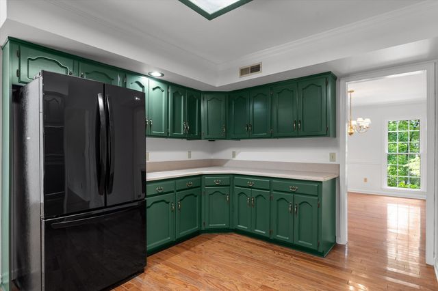 8304 Sugar Mill Lane, Ooltewah, TN 37363