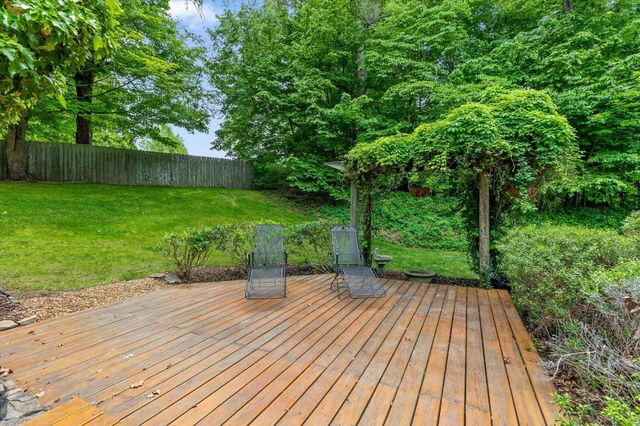 8304 Sugar Mill Lane, Ooltewah, TN 37363
