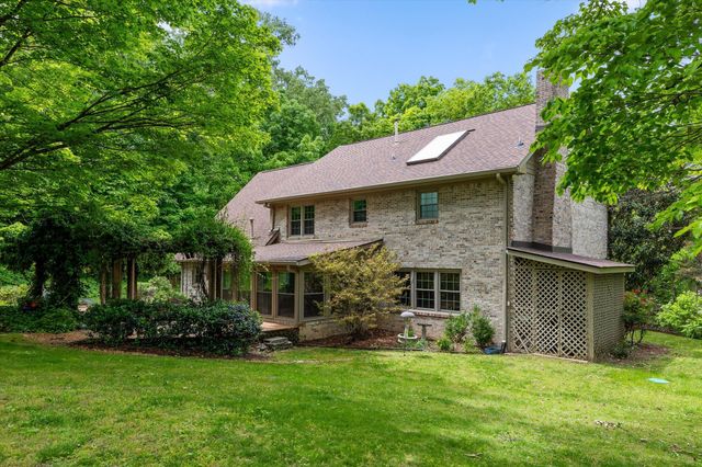 8304 Sugar Mill Lane, Ooltewah, TN 37363