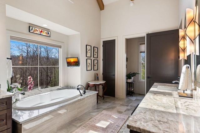 1241 Scenic Drive, Blue Ridge, GA 30513