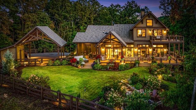 1241 Scenic Drive, Blue Ridge, GA 30513