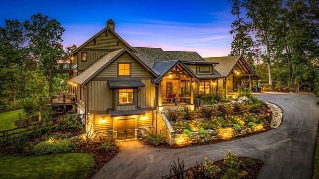 1241 Scenic Drive, Blue Ridge, GA 30513