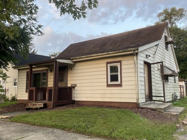16610 Geneva Drive, Harvey, IL 60426
