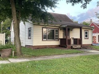 16610 Geneva Drive, Harvey, IL 60426