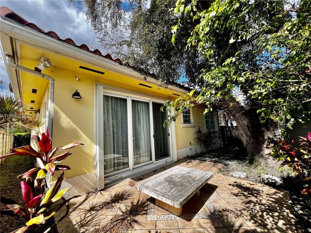 2301 SW 22nd Ave, Miami, FL 33145