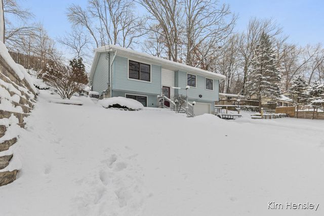 4172 Huntington Avenue, Grand Rapids, MI 49525