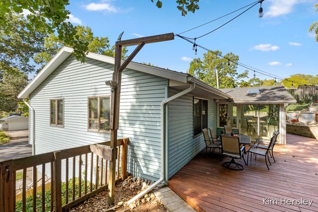 4172 Huntington Avenue, Grand Rapids, MI 49525