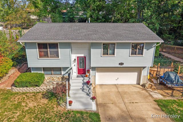 4172 Huntington Avenue, Grand Rapids, MI 49525