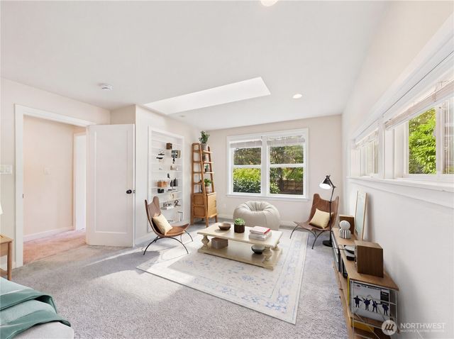 6351 Lake Avenue SW, Lakewood, WA 98499