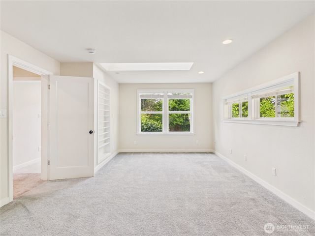 6351 Lake Avenue SW, Lakewood, WA 98499