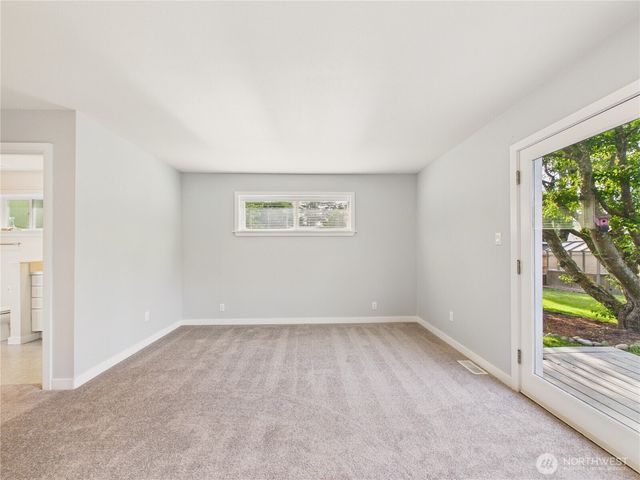 6351 Lake Avenue SW, Lakewood, WA 98499