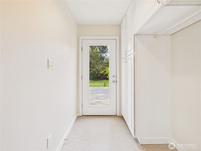 6351 Lake Avenue SW, Lakewood, WA 98499